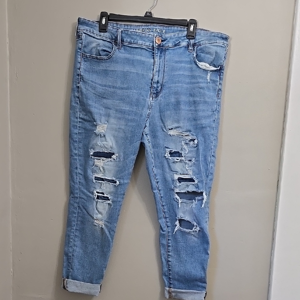 Distressed Blue Jeans American Eagle Hi Rise Jegging